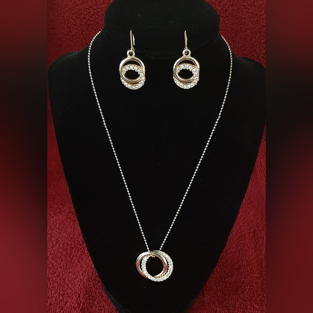 CZ Double O's Necklace & Earings Set by Premier Designs